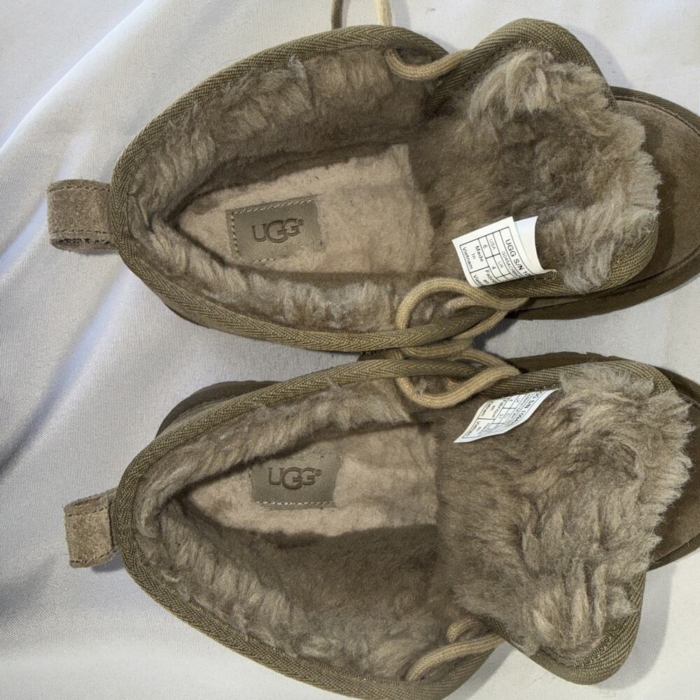 UGG Neumel Suede Sheepskin Ankle Boots Women’s Size 6 Grey Green - Picture 9 of 10